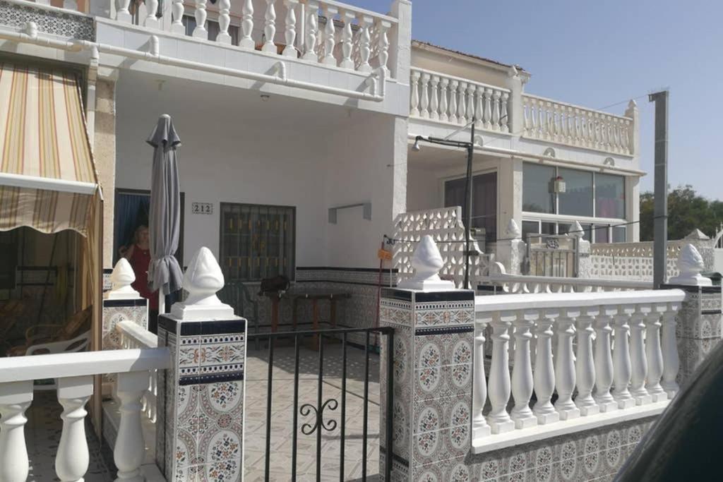 Bungalov U Ruzove Laguny Torrevieja Eksteriør billede